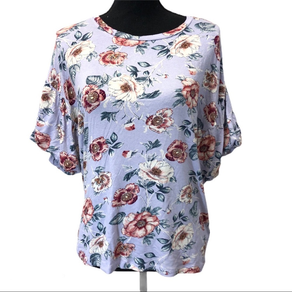 Bobeau purple floral top nwot‎